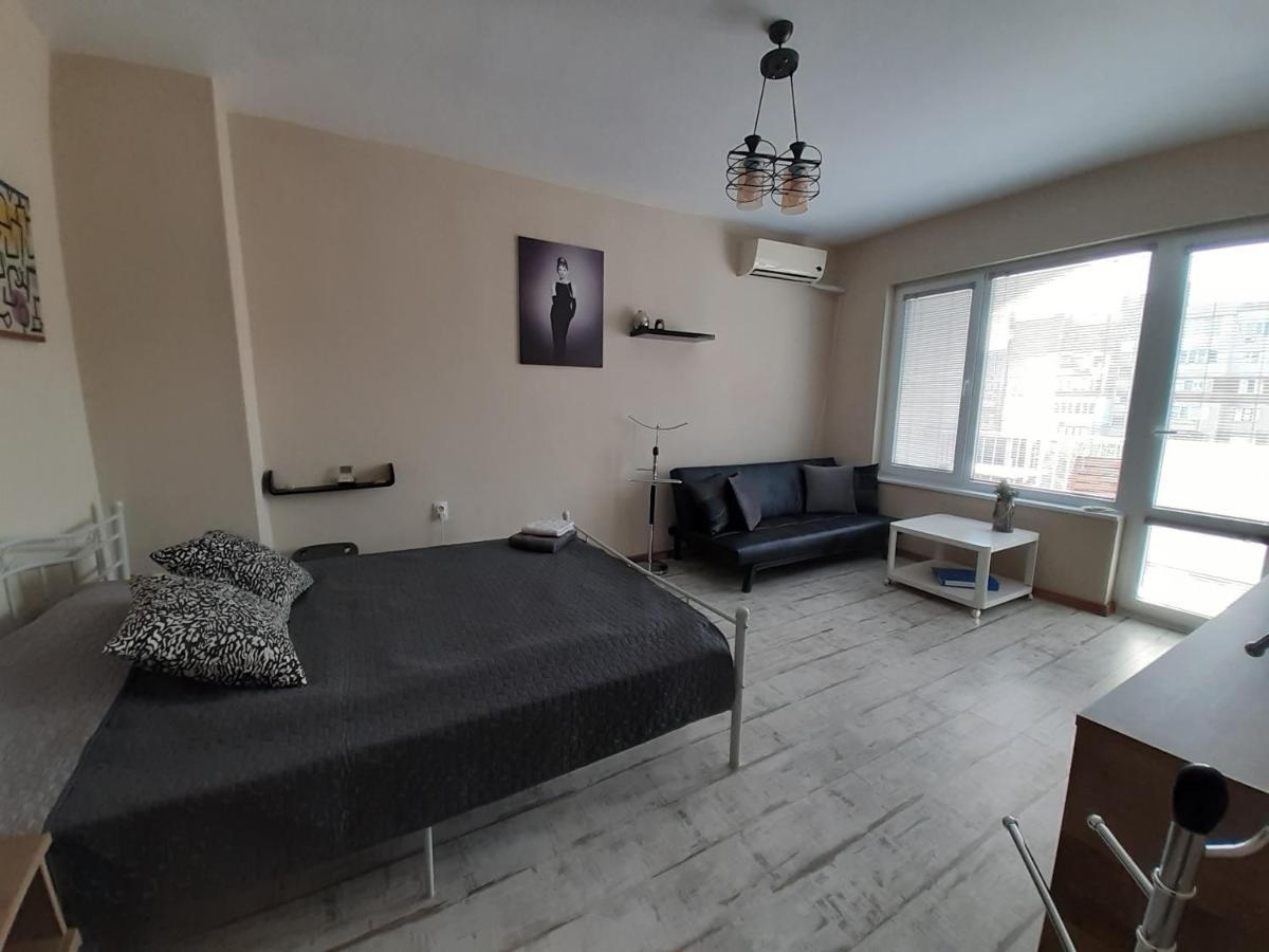 Lefterov's Guests Suite Varna Extérieur photo