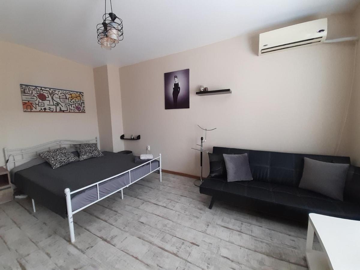Lefterov's Guests Suite Varna Extérieur photo