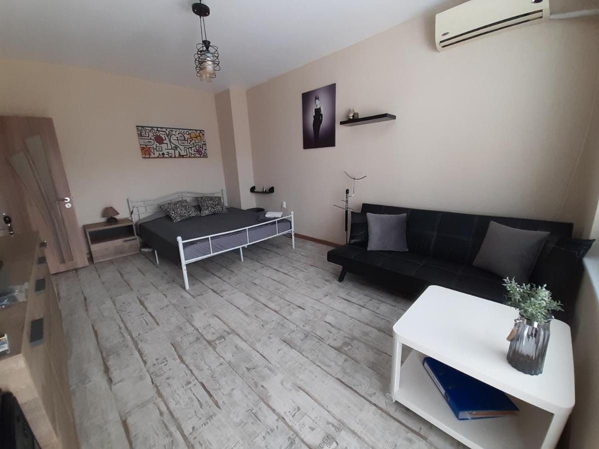 Lefterov's Guests Suite Varna Extérieur photo